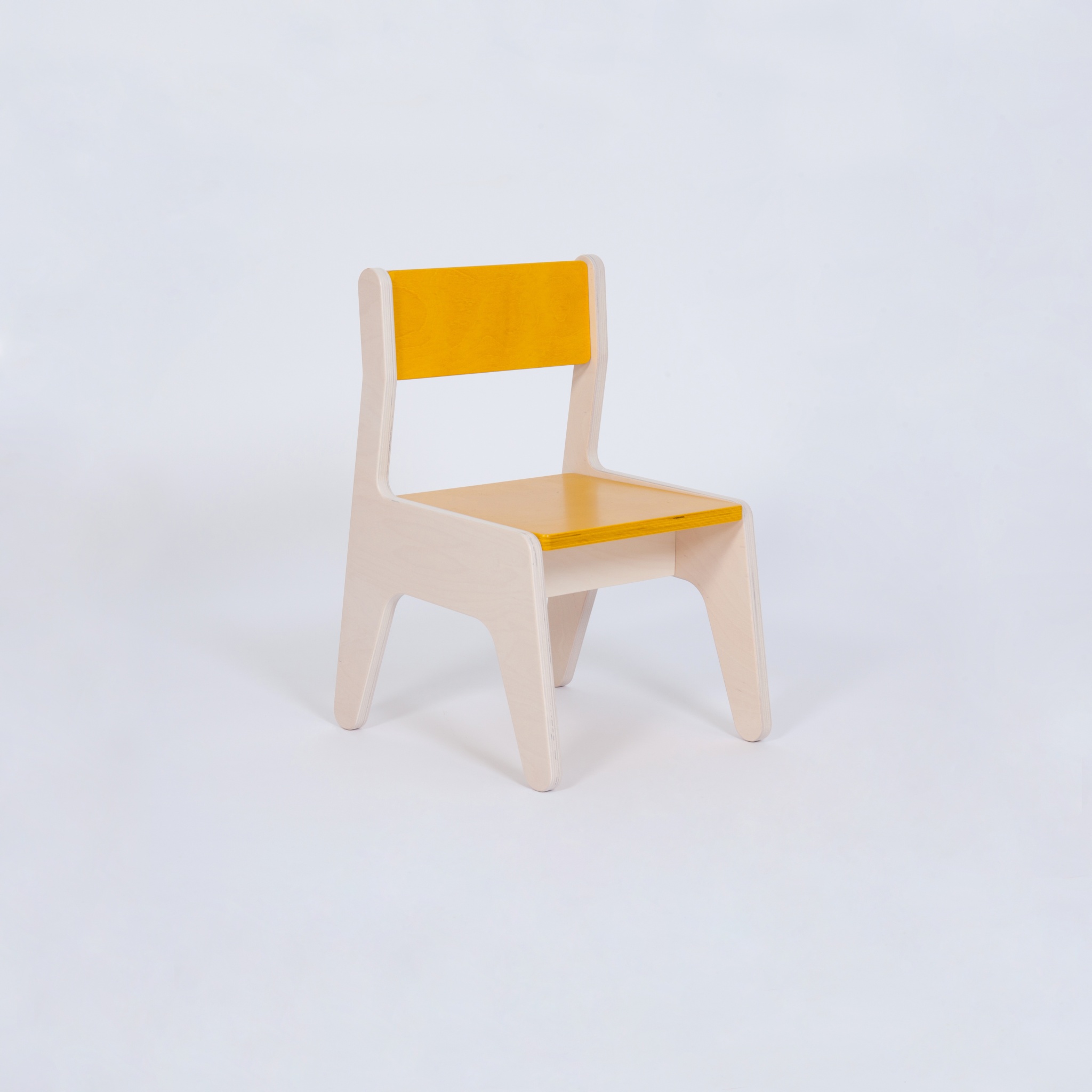 WB0301-PL-2.-chair-smaller-Pots